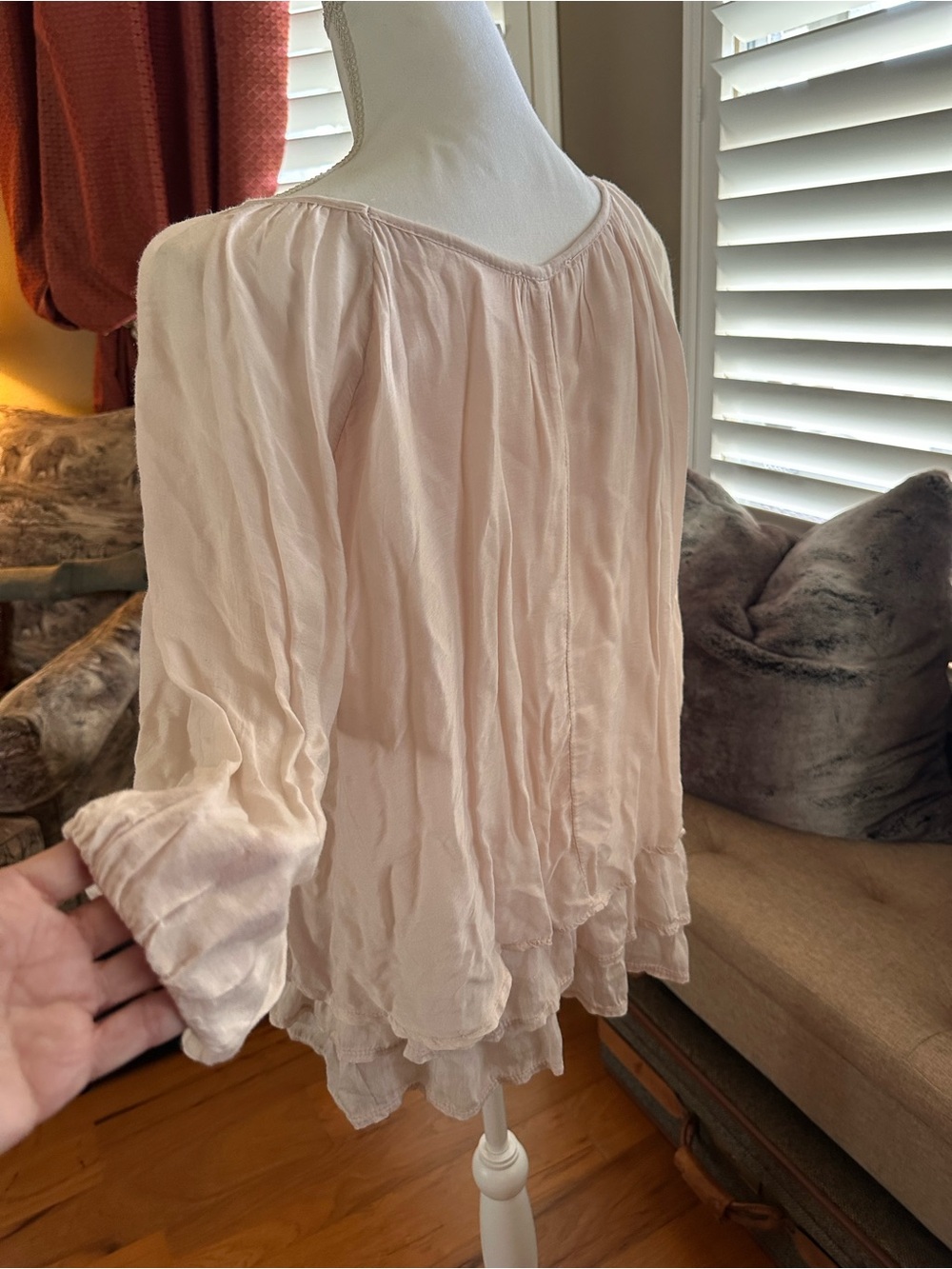 Tempo Paris Bundle 3 Ruffle Peasant Top - - Picture 3 of 13